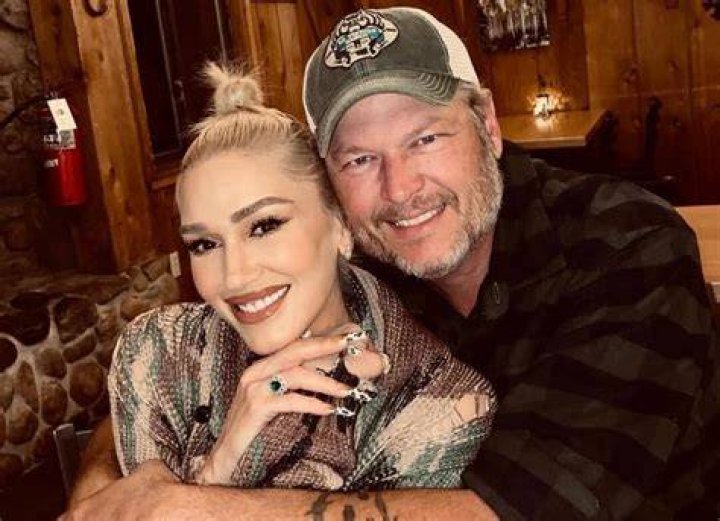 Gwen Stefani Feels Like She’s In A ‘High School’ Romance With Blake Shelton