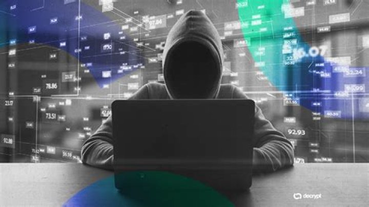 Hacker Targets His Mom – Hollywood Life
