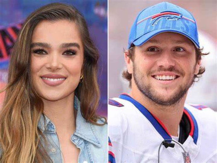 Hailee Steinfeld Accused Of Using The N-Word By Hacker Who Broke Into Her Twitter Account DMs