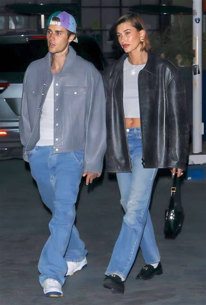 Hailey Baldwin Hits Dance Studio With Justin Bieber In Vintage Jeans – Pics