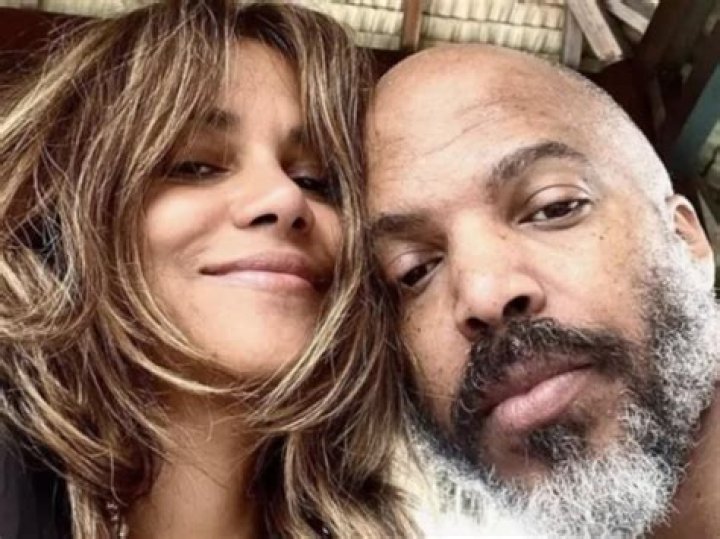 Halle Berry & BF Van Hunt Make Rare Public Appearance After Romantic Getaway In Florida