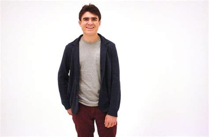 Harry Holzer — PICS