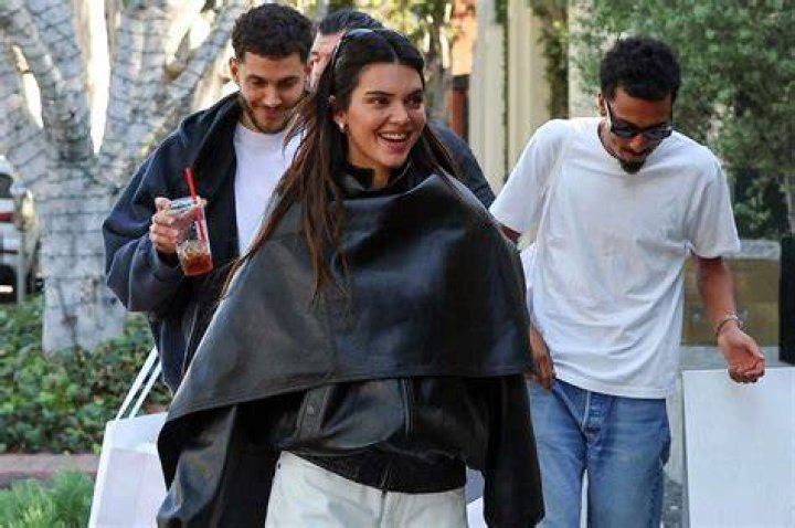 Harry Styles Leaving One Direction? — Kendall Jenner Driving Him Away – Hollywood Life