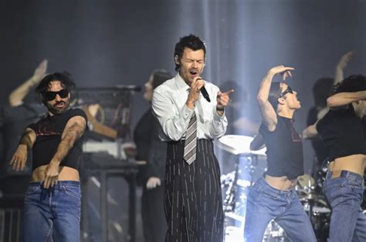 Harry Styles Seemingly Sings About Olivia Wilde’s ‘2 Kids’ On New Track ‘As It Was’