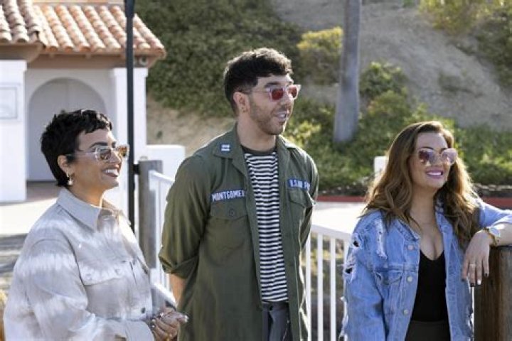 His Date With Demi Lovato Twin – Hollywood Life