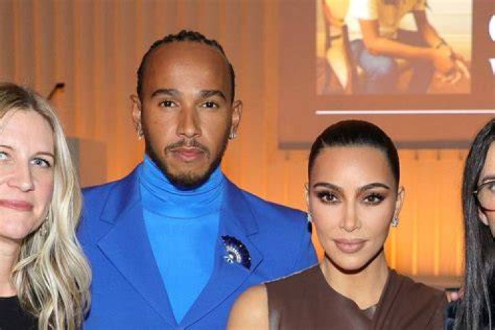 His Family’s Reaction To Their Romance – Hollywood Life