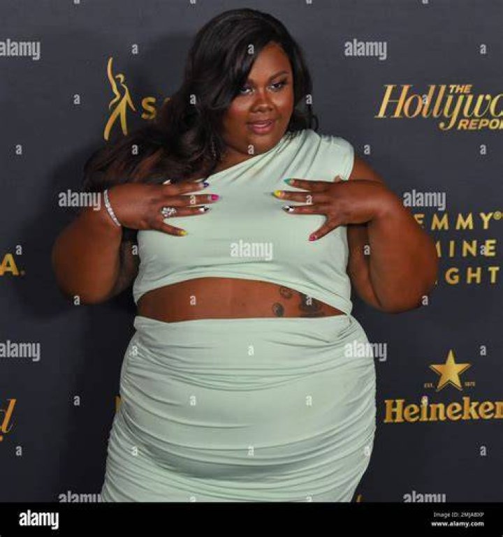 ‘Hollywood Game Night’: Nicole Byer Gets Hit With An Explosion Of Confetti In New Sneak Peek — Watch