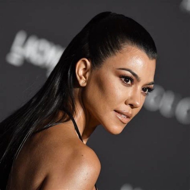 Hottest Celebrity Looks Of Summer 2021: Kourtney Kardashian & More
