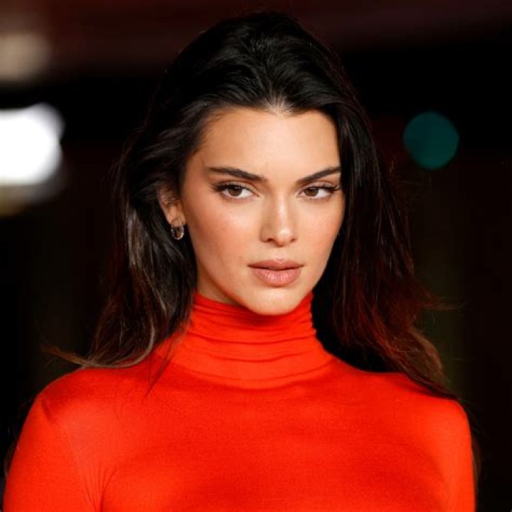 Hottest Celebrity Pics This Week Of Dec 13-Dec 19: Kendall Jenner & More