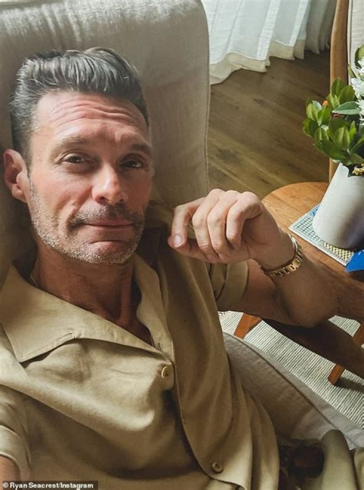 Hottest Celebrity Pics This Week Of June 17-June 23: Ryan Seacrest & More