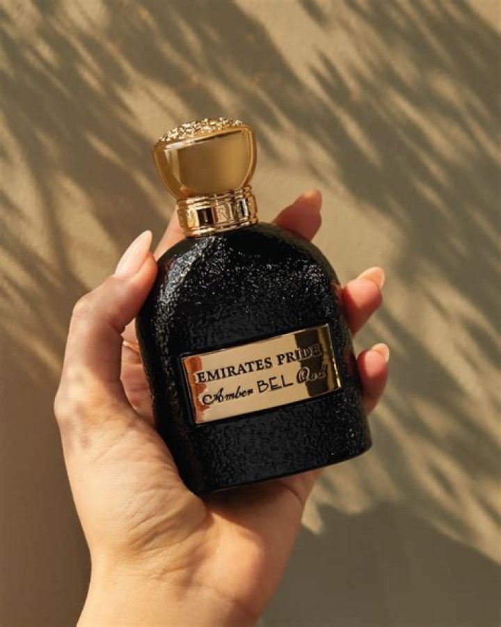 How Many Sprays of Perfume You Should Uses – Hollywood Life