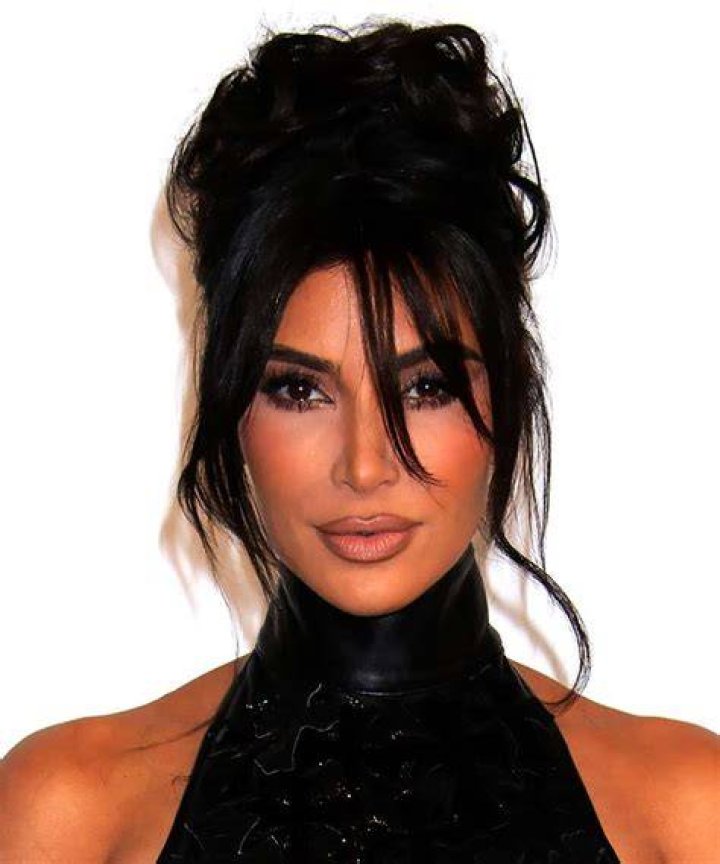 How To Put Hair In A Bun – Slicked Back Look – Hollywood Life
