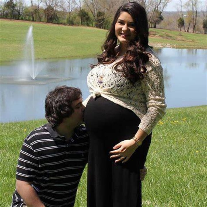 Hunter Montgomery, 19, Welcomed Baby Boy With Fiancee Before Tragic Death — Pic
