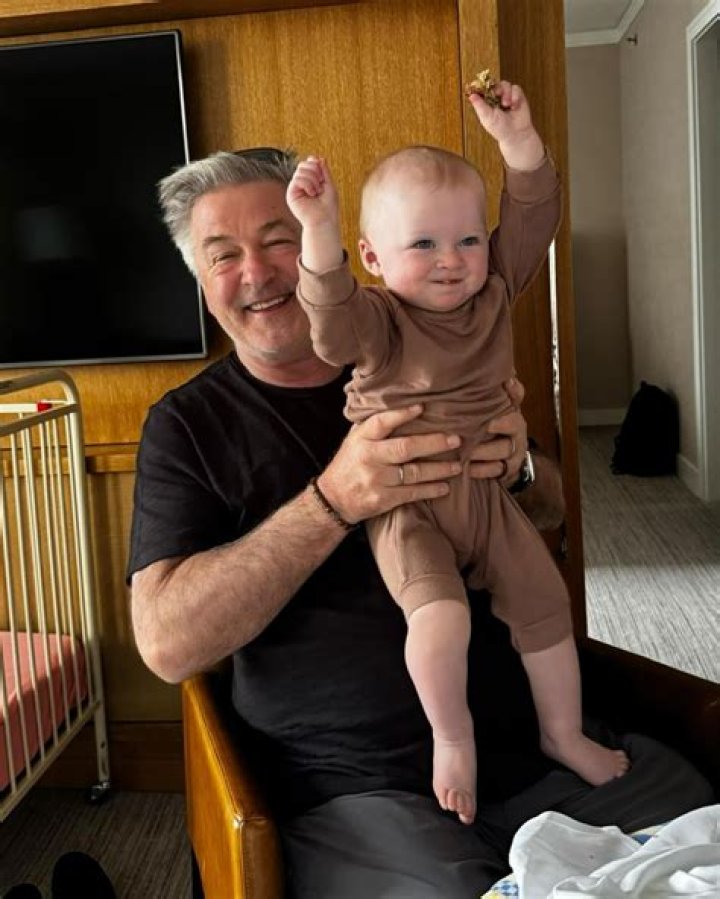 Ireland Baldwin Shares New Photos Of Her Daughter Holland Amid 1st Week Of Motherhood
