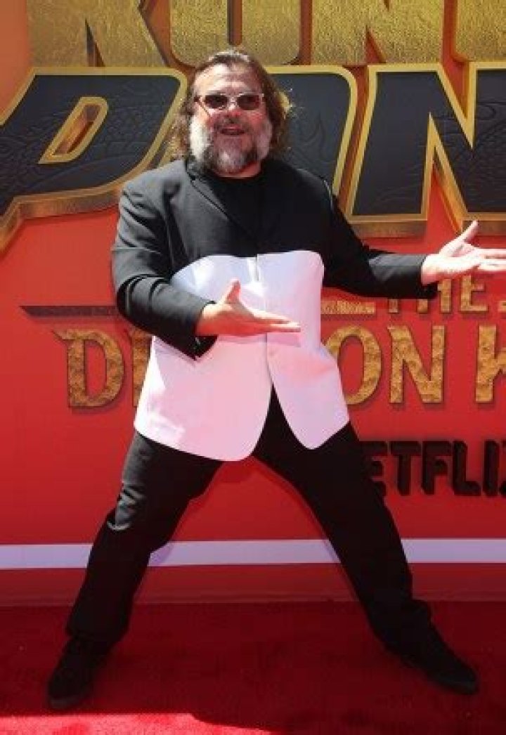 Jack Black Rocks Grey Beard In LA & Looks Like Santa Claus – Hollywood Life