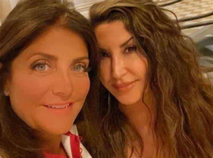 Jacqueline Laurita Says Teresa Giudice & Kids Should Move To Italy – Hollywood Life