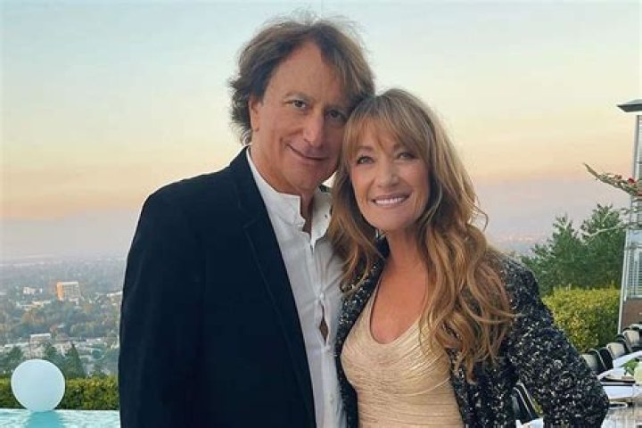 Jane Seymour Talks Aging In Hollywood: Interview – Hollywood Life