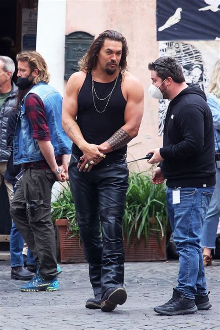 Jason Momoa In Leather Pants Riding Motorcycle For ‘Fast 10’: Photos – Hollywood Life