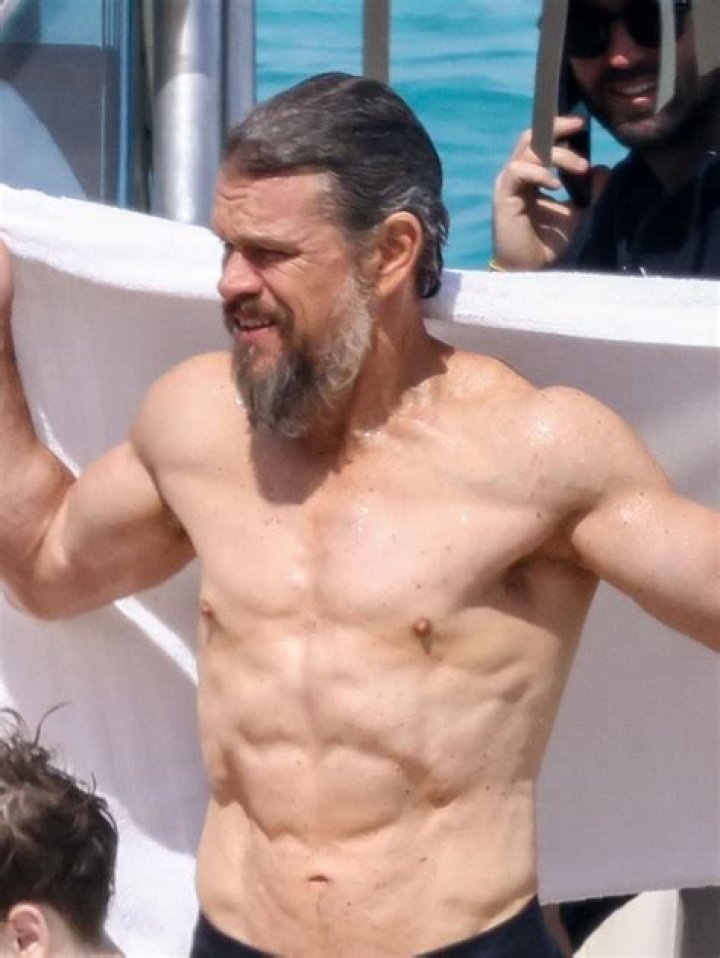Jason Momoa Shows Off His Ripped Muscles While Shirtless In Venice With Wife Lisa Bonet — Pic