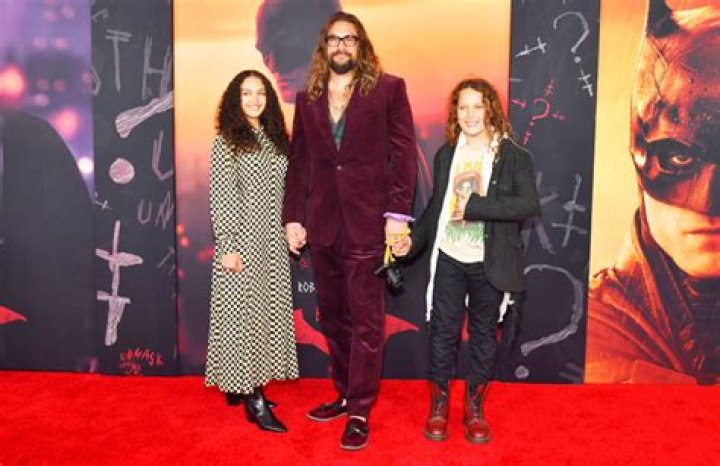 Jason Momoa Supports Zoe Kravitz At ‘The Batman’ NYC Premiere – Photos – Hollywood Life
