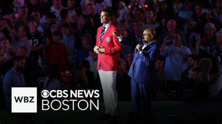 Jay-Z Makes Surprise Appearance at Tom Brady’s Patriots Hall of Fame Ceremony, Performs ‘PSA’