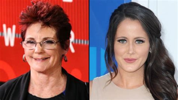 Jenelle Evans Reunites With Mom Barbara After Custody Battle – Hollywood Life