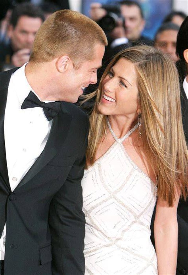 Jennifer Aniston & Brad Pitt’s Cutest Couple Moments Pics — Photos – Hollywood Life