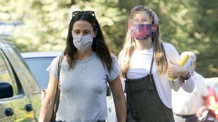 Jennifer Garner’s Daughter Violet, 14, Is Officially Taller Than Her — See Sweet Hand-Holding Pics