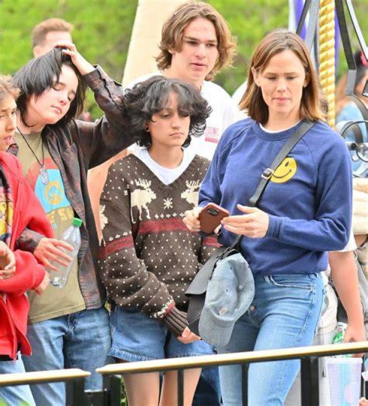 Jennifer Garner’s Kids’ ‘Peter Pan’ Costumes & More Of The Best Celeb Kid Halloween Outfits