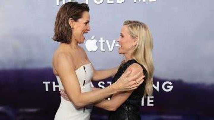 Jennifer Garner Says Reese Witherspoon Helped Her During ‘Hard Moment’ – Hollywood Life