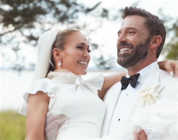 Jennifer Lopez & Ben Affleck’s ‘Elaborate’ Wedding Plans: Plus, Why They’ll Invite Jennifer Garner