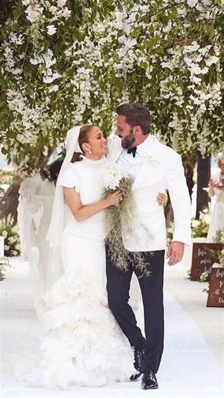 Jennifer Lopez Predicted Las Vegas Wedding With Ben Affleck In 2002: Watch