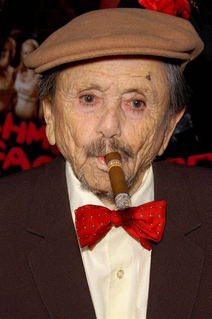 Jerry Maren Dies At 98 – Hollywood Life