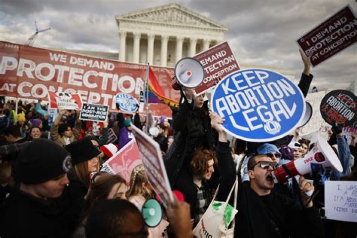 Jerry Springer Condemns Supreme Court After Texas Abortion Law – Hollywood Life