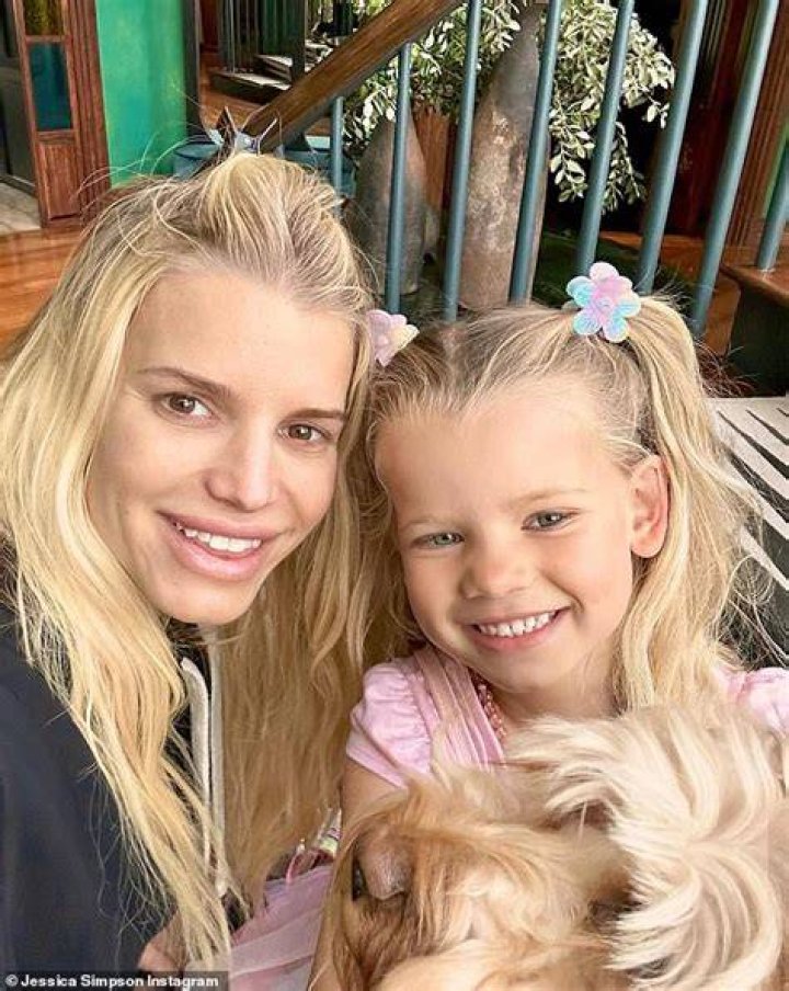 Jessica Simpson Shares Sweet Pic Of Daughter Birdie On Her 1st Birthday — See Precious Instagram