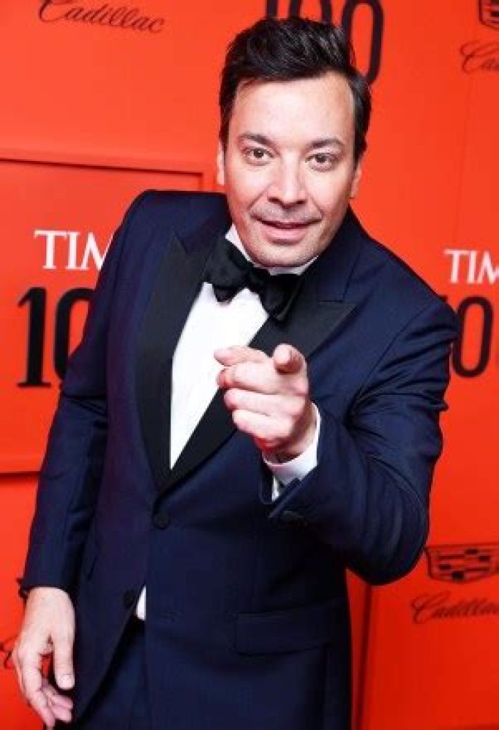 Jimmy Fallon Sports A Bald Head In Preparation For Trump Impression – Hollywood Life