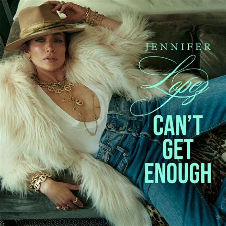 JLo Just Proved That This Lounge Look Will Always Be On Trend