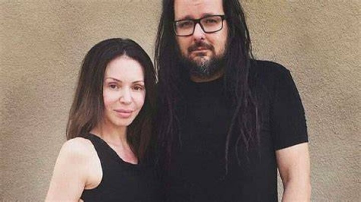 Joanthan Davis Reacts To Wife Deven’s Death In Emotional Tribute – Hollywood Life