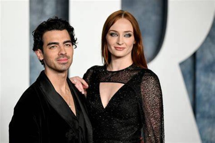 Joe Jonas Lets Sophie Turner Give Him A Full Face Of Makeup While Quarantined: Hilarious Pics
