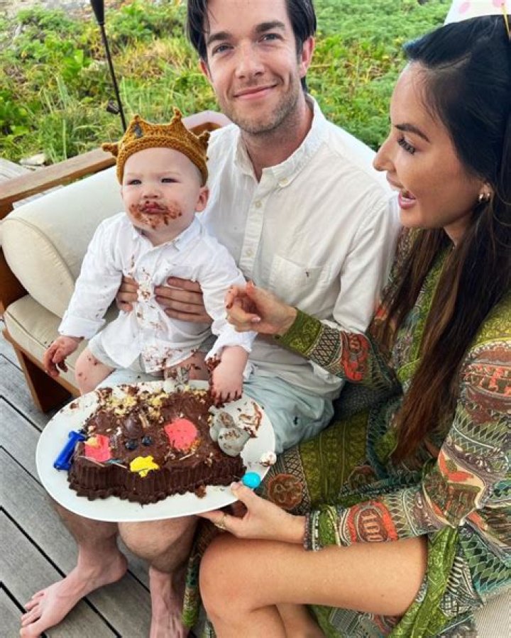 John Mulaney & Olivia Munn Reveal Newborn Son’s Name In First Photo – Hollywood Life