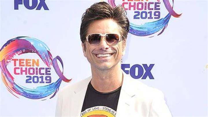 John Stamos Transforms Into Elvis With Face-Swapping App – Hollywood Life