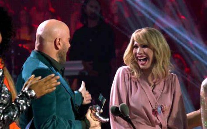 John Travolta Mistakes Jade Jolie For Taylor Swift At MTV VMAs – Hollywood Life