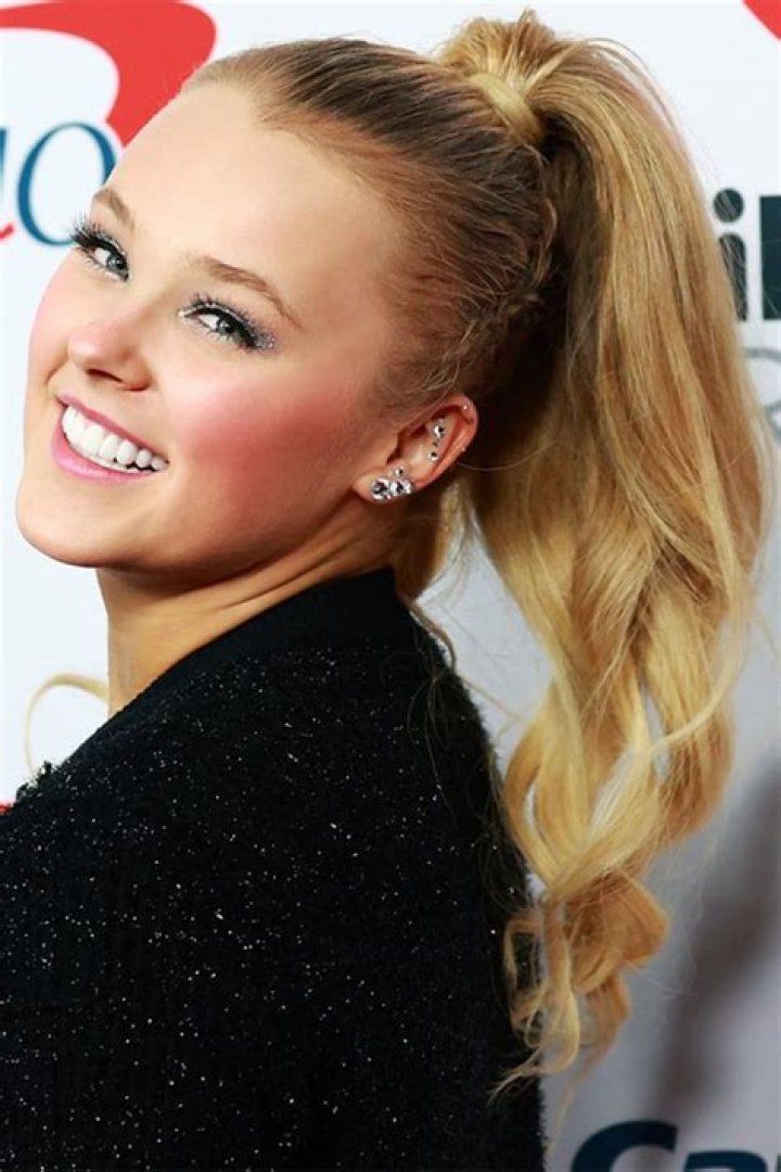 JoJo Siwa Cuts Off Ponytail In Hair Makeover – Photos – Hollywood Life