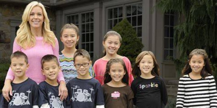 Jon Gosselin Returns to Jon & Kate Plus 8 House – Hollywood Life