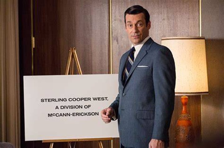 Jon Hamm Addresses Rumors He Didn’t Wear Underwear In ‘Mad Men’ – Hollywood Life