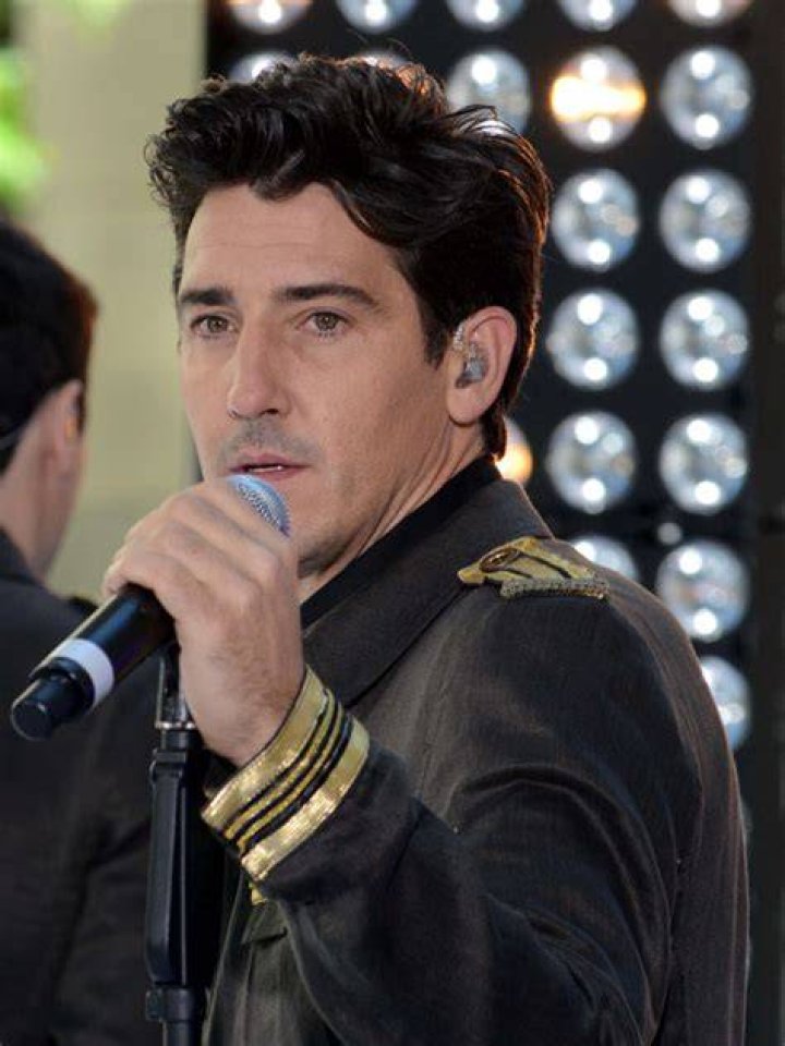 Jonathan Knight Anxiety — How NKOTB Singer Can Overcome Struggles – Hollywood Life