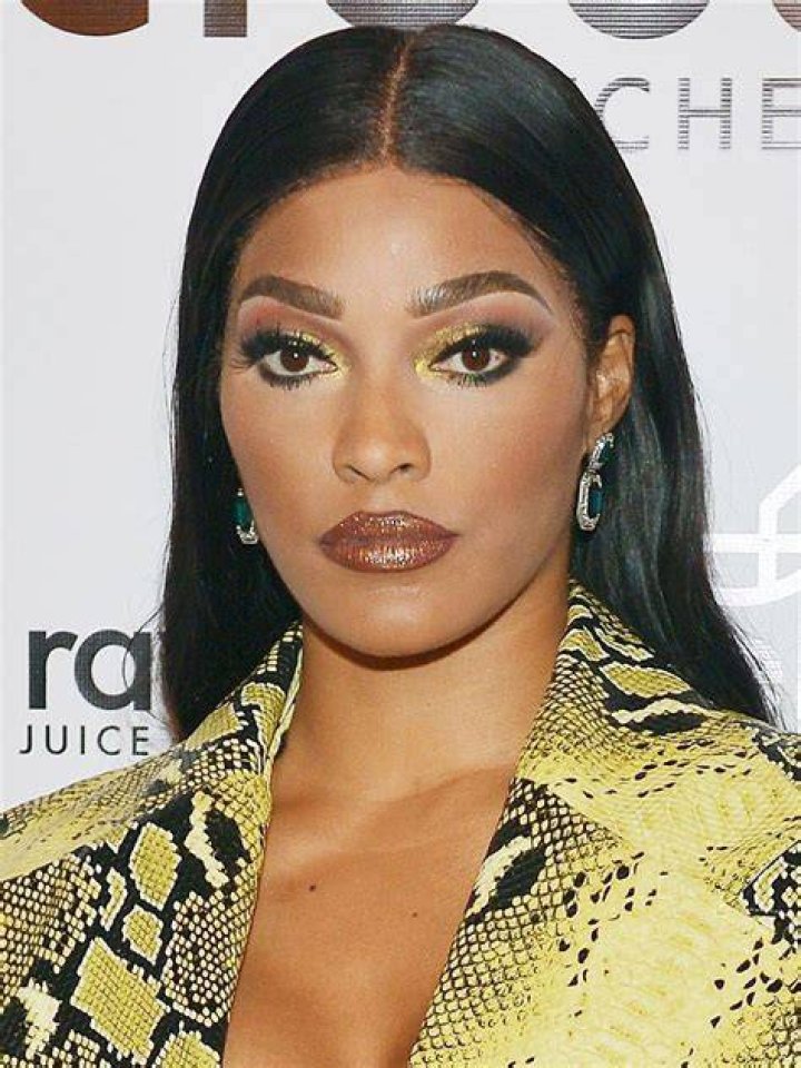 Joseline Hernandez Celebrity Profile – Hollywood Life
