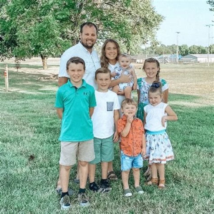 Josh Duggar Responds To Child Molestation Accusations: I’m ‘Extremely Sorry’