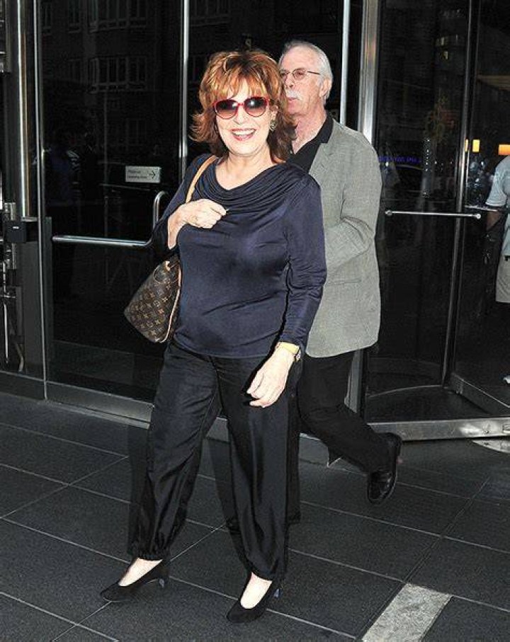 Joy Behar Encourages Women To Date Younger Men On ‘The View’ – Hollywood Life
