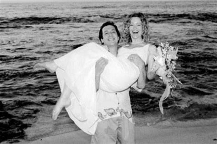 Judd Apatow and Leslie Mann: Photos – Hollywood Life